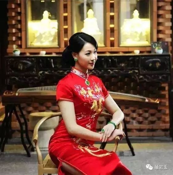 自古以来玉与中国女人就