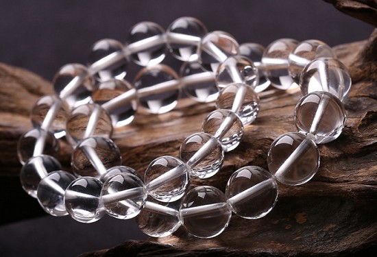 天然白水晶手链一般多少钱一串，白水晶手串市场价是多少？