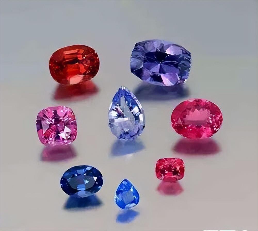 最稀有的宝石排名（全球稀有7种宝石种类及颜色介绍）-第2张