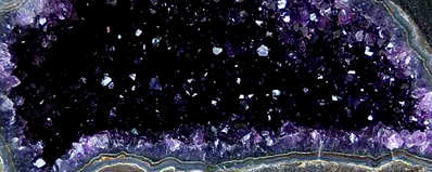 紫水晶洞的功效和禁忌_紫水晶-禁忌