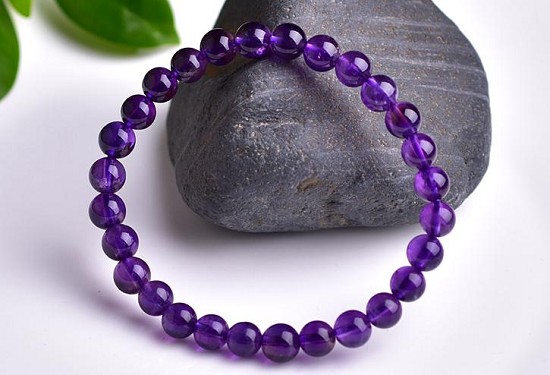 紫水晶和橄榄石哪个值钱？
