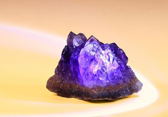 紫水晶和什么水晶搭配好？