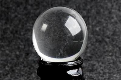 白水晶球意味着白水晶球的功效_功效-白水晶-第1张