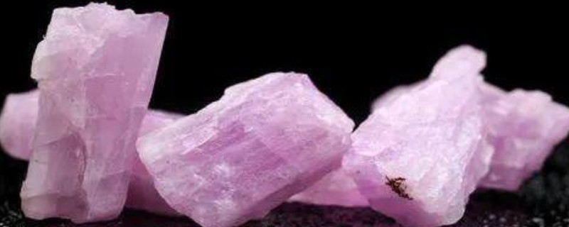 锂辉石是什么材质